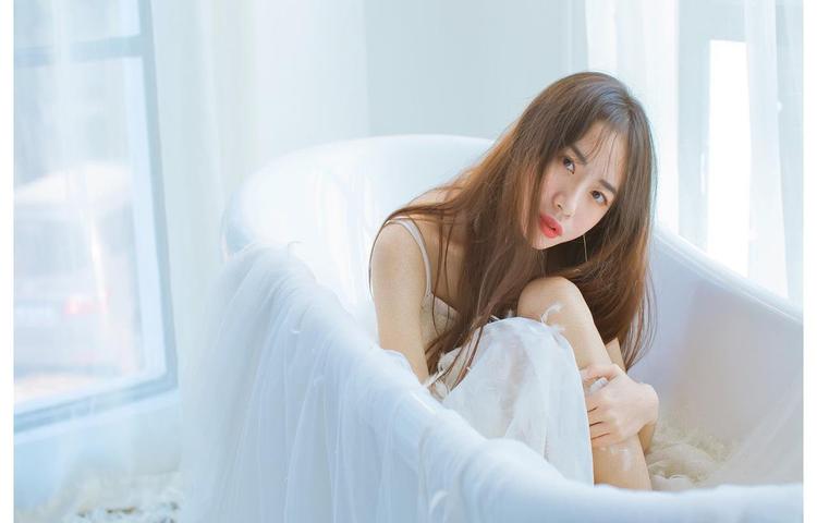 含羞草互动特性